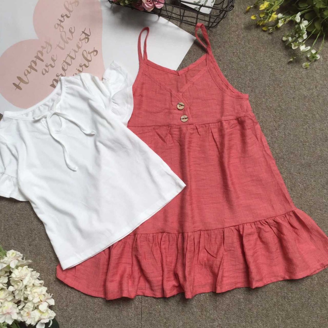 Combo váy yếm đũi tằm kèm áo cotton size 7 -10-